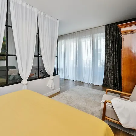 Old Town Luxury *