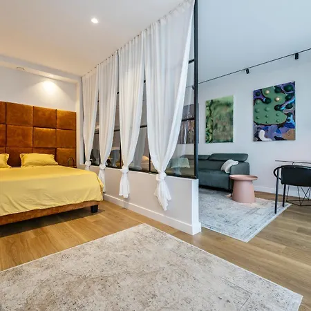 Apartment Old Town Luxury *